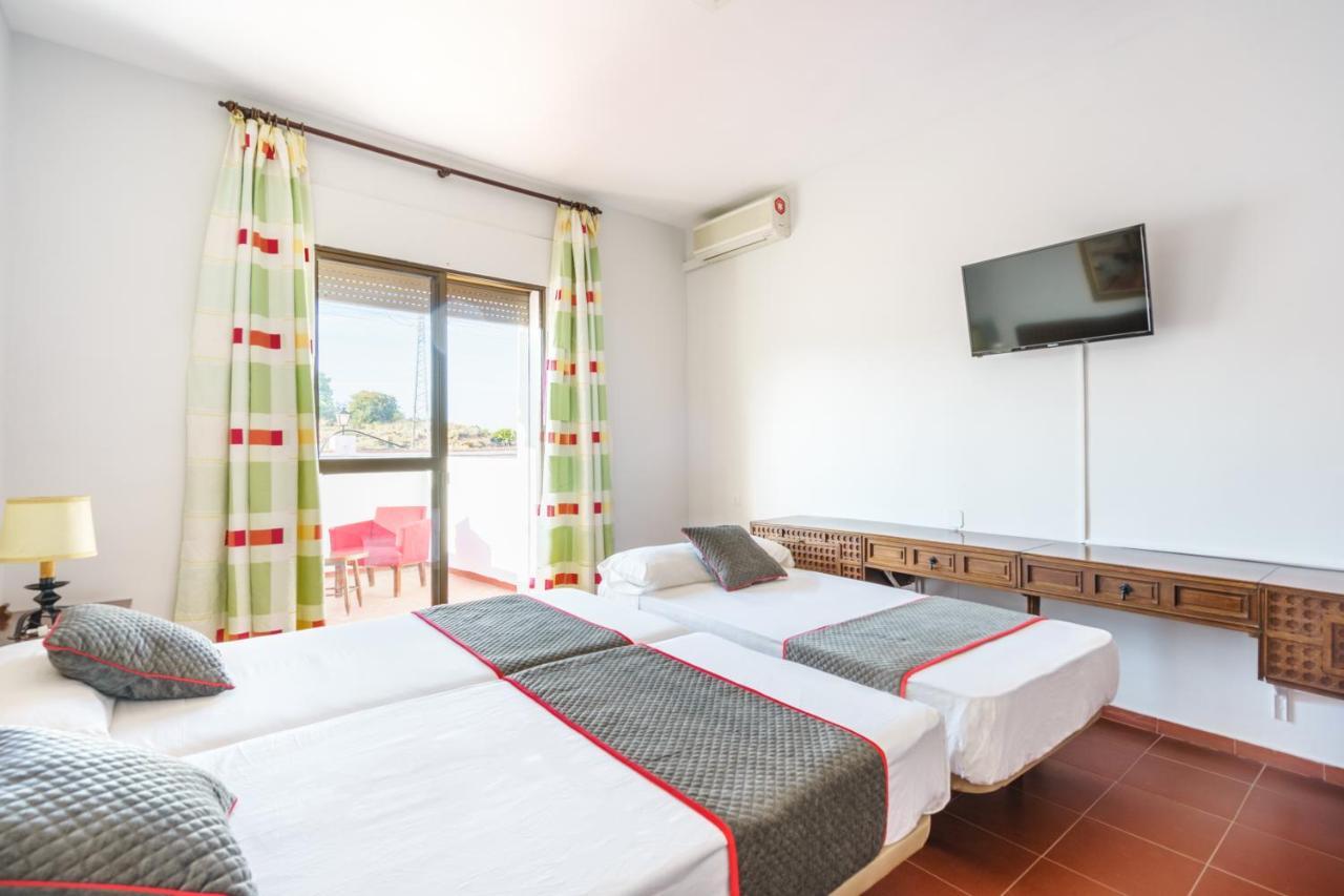 Venta Del Alto Hotel Las Cumbres By Vivere Stays Эль-Гарробо Экстерьер фото