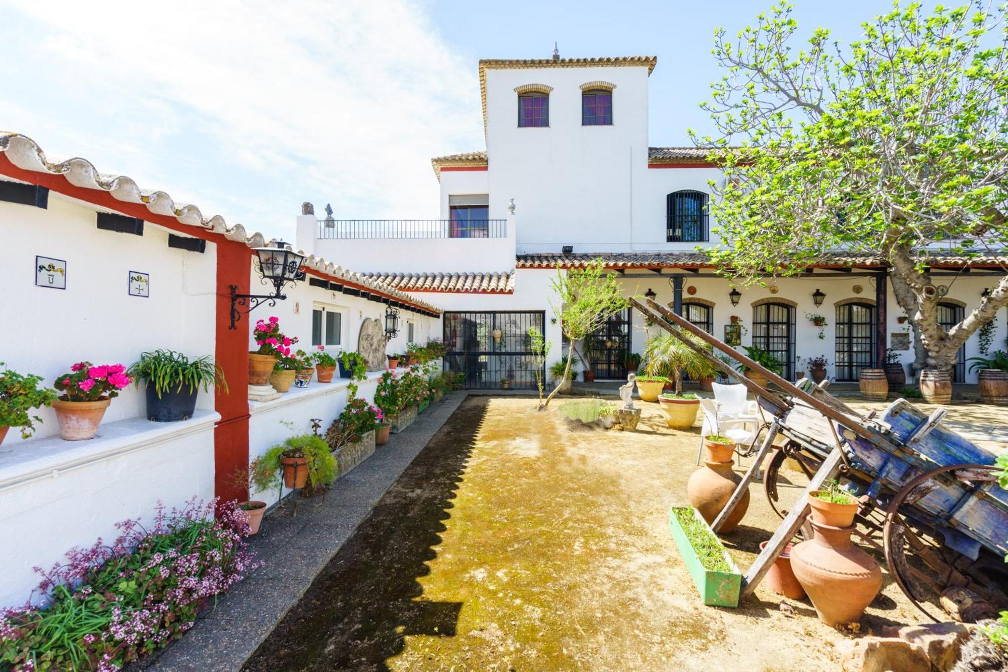 Venta Del Alto Hotel Las Cumbres By Vivere Stays Эль-Гарробо Экстерьер фото